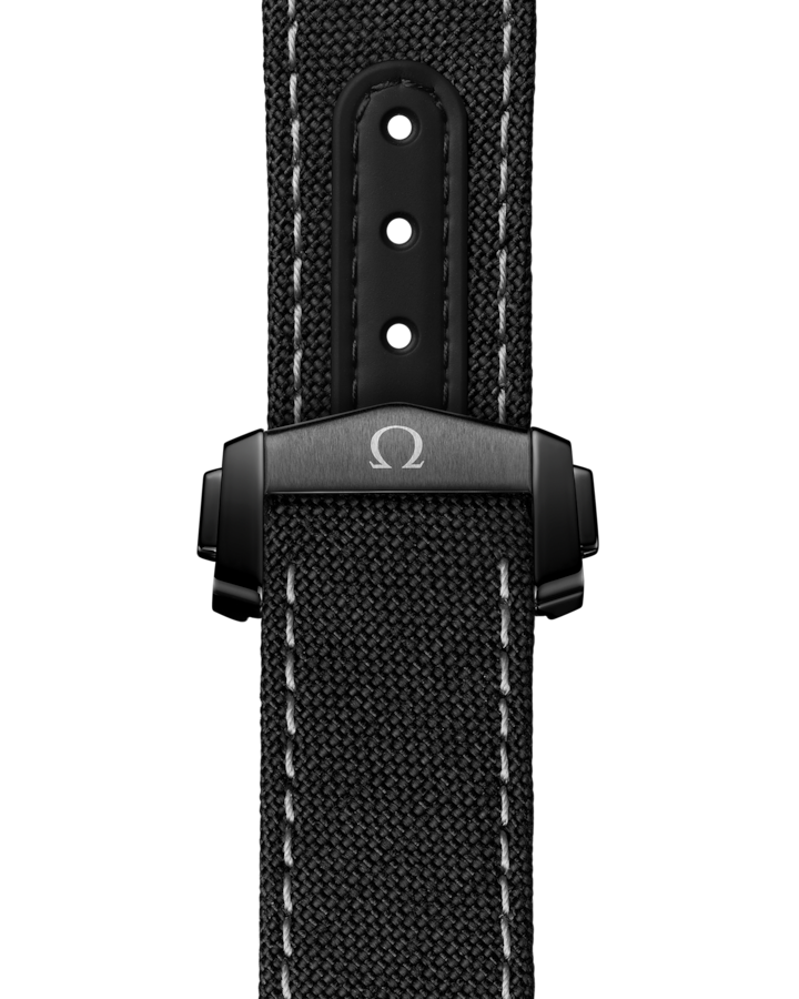 スピードマスター ダーク サイド オブ ザ ムーン 44.25mm ナイロンストラップ - プレミアムエディション